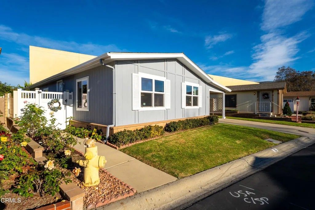 Photo of 975 W Telegraph Road #10, Santa Paula, CA 93060 (MLS # V1-34304)