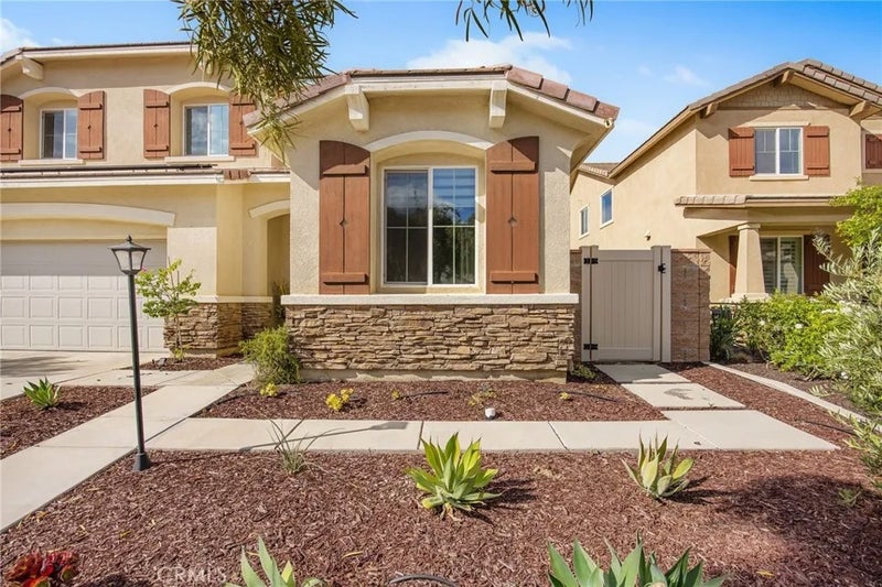 26130 Plumcot Drive