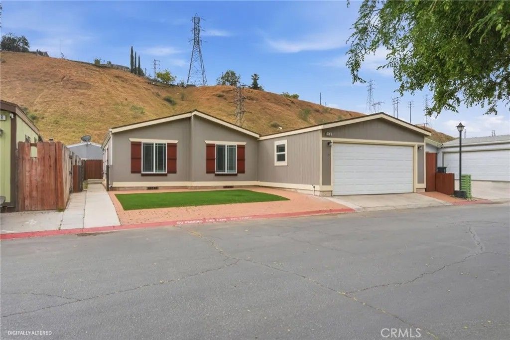 Photo of 700 E Washington Street #98, Colton, CA 92324 (MLS # IV26069092)