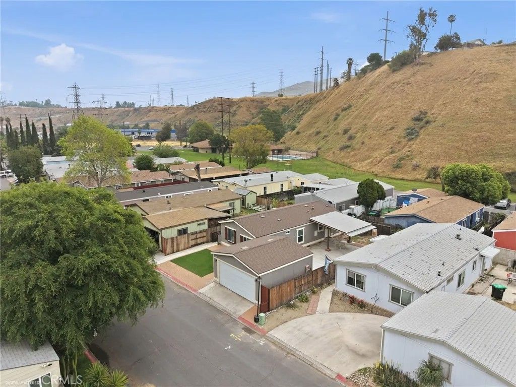 Photo of 700 E Washington Street #98, Colton, CA 92324 (MLS # IV26069092)