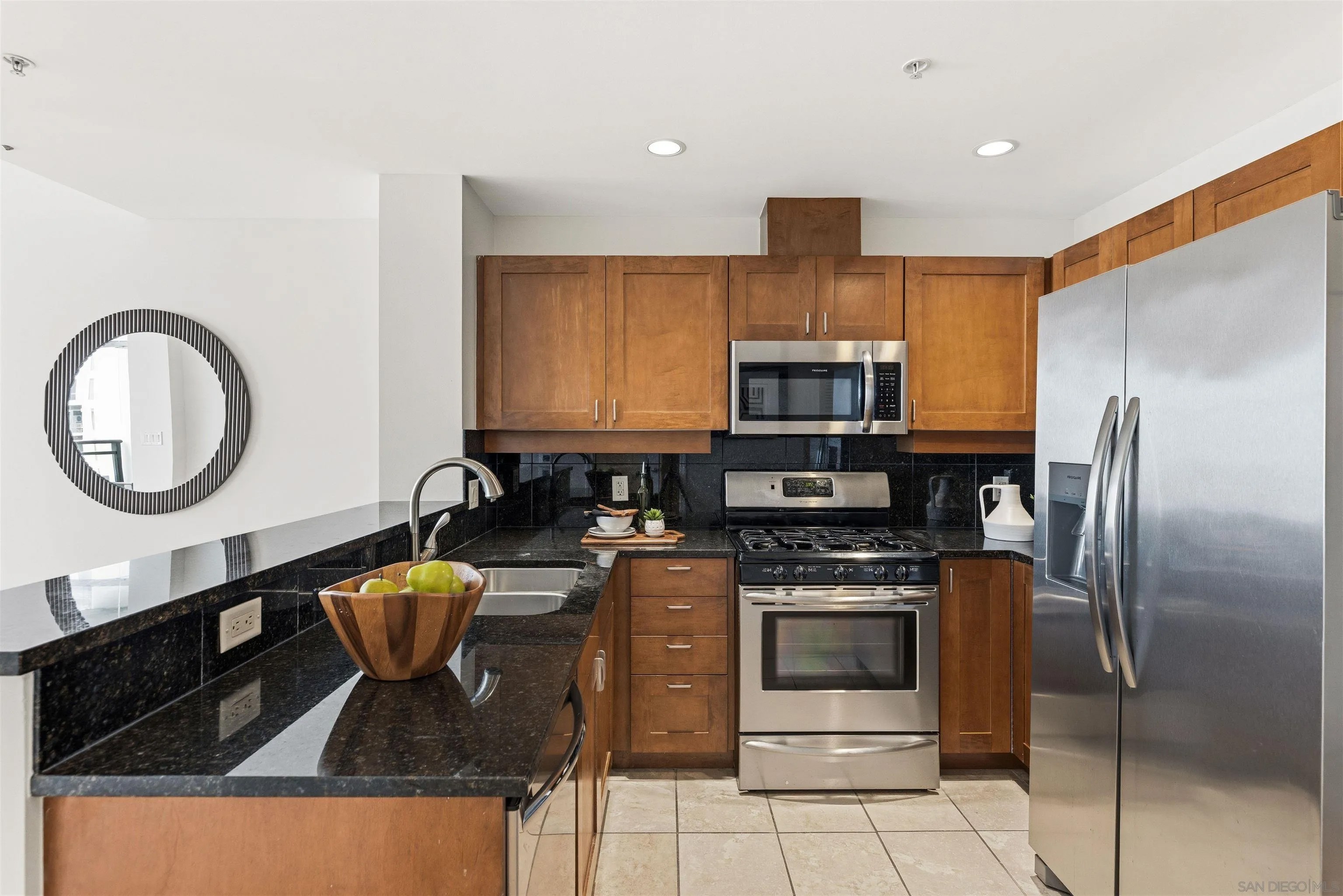 475 Redwood St 701