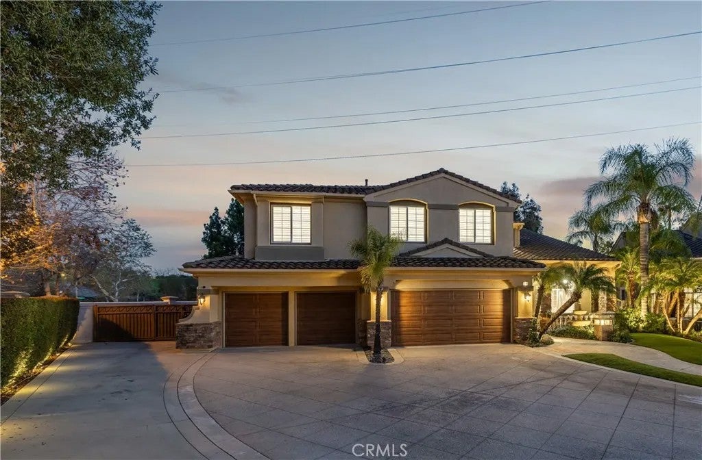 2398 Meadow Glen