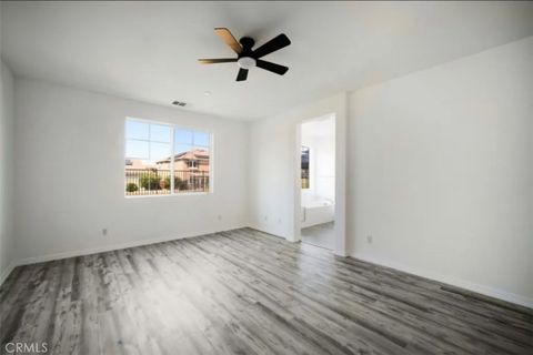 Tiny photo for 30237 Bristol Gate Ln, Menifee, CA 92584 (MLS # SW25246455)