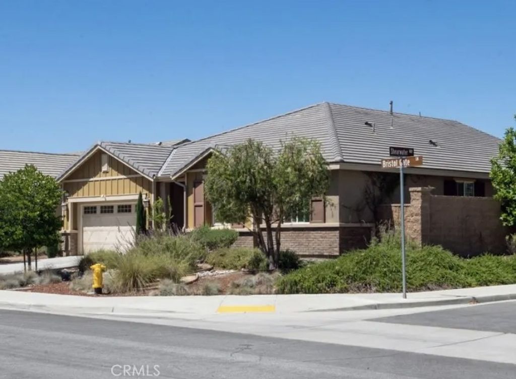 Photo of 30237 Bristol Gate Ln, Menifee, CA 92584 (MLS # SW25246455)