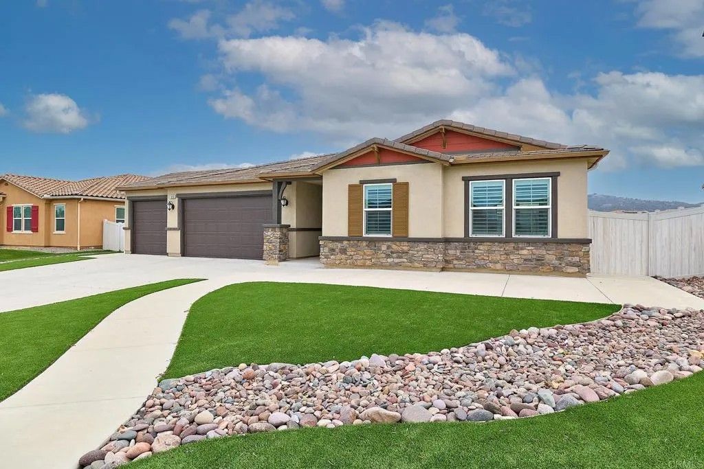 Photo of 13410 Herringbone Court, Valley Center, CA 92082 (MLS # NDP2601198)