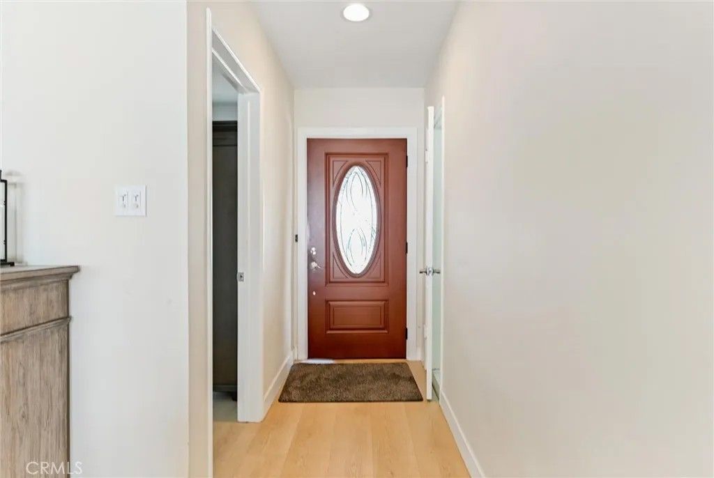 Photo of 5450 Nagle Avenue, Sherman Oaks, CA 91401 (MLS # SR26042779)