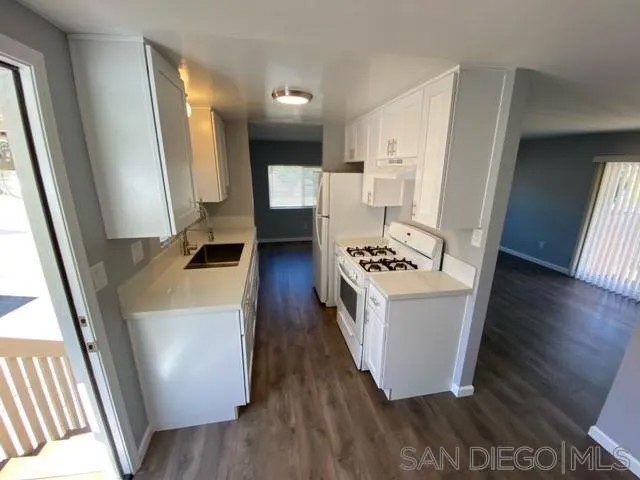 5553 Willows Rd