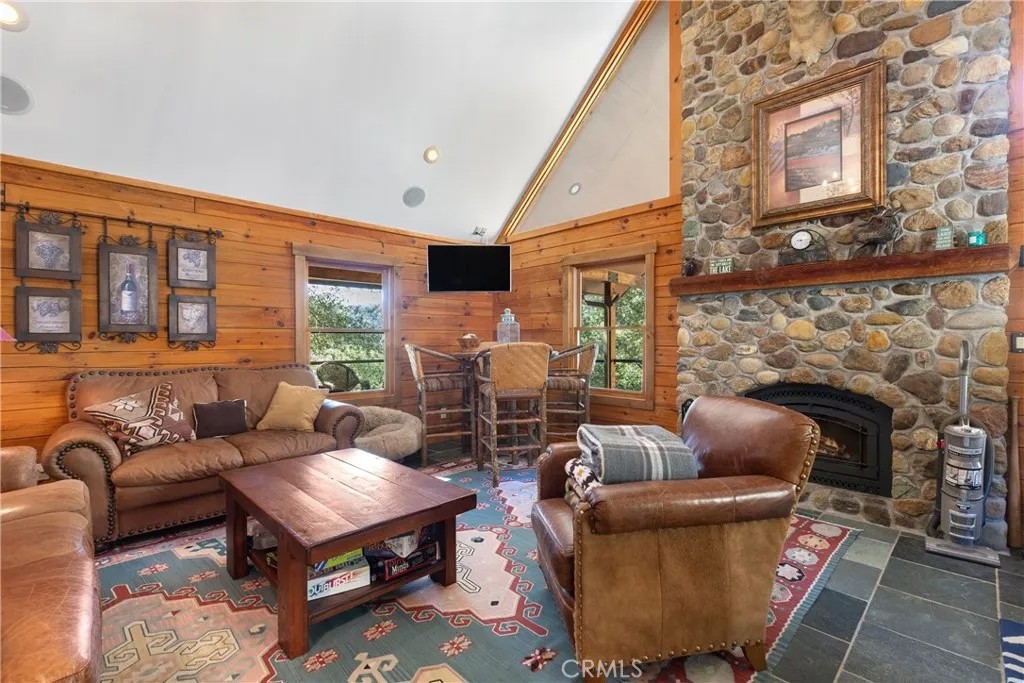 5765 Dago Lane