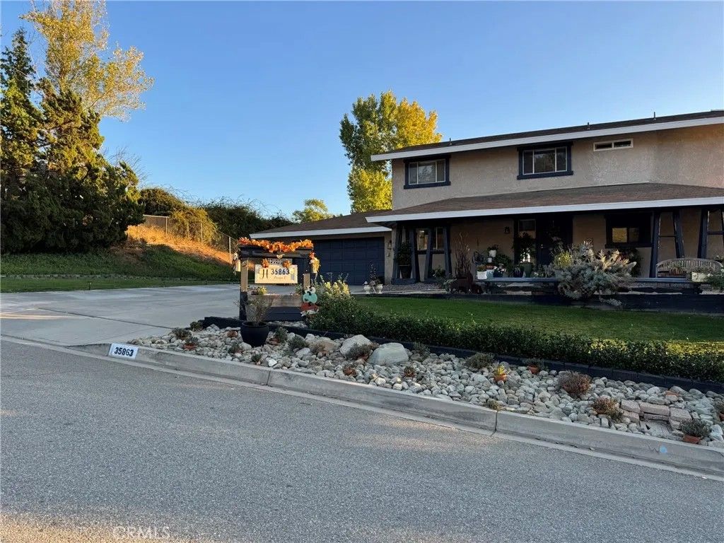 Photo of 35863 Avenue Avenue, Yucaipa, CA 92399 (MLS # SW25267477)