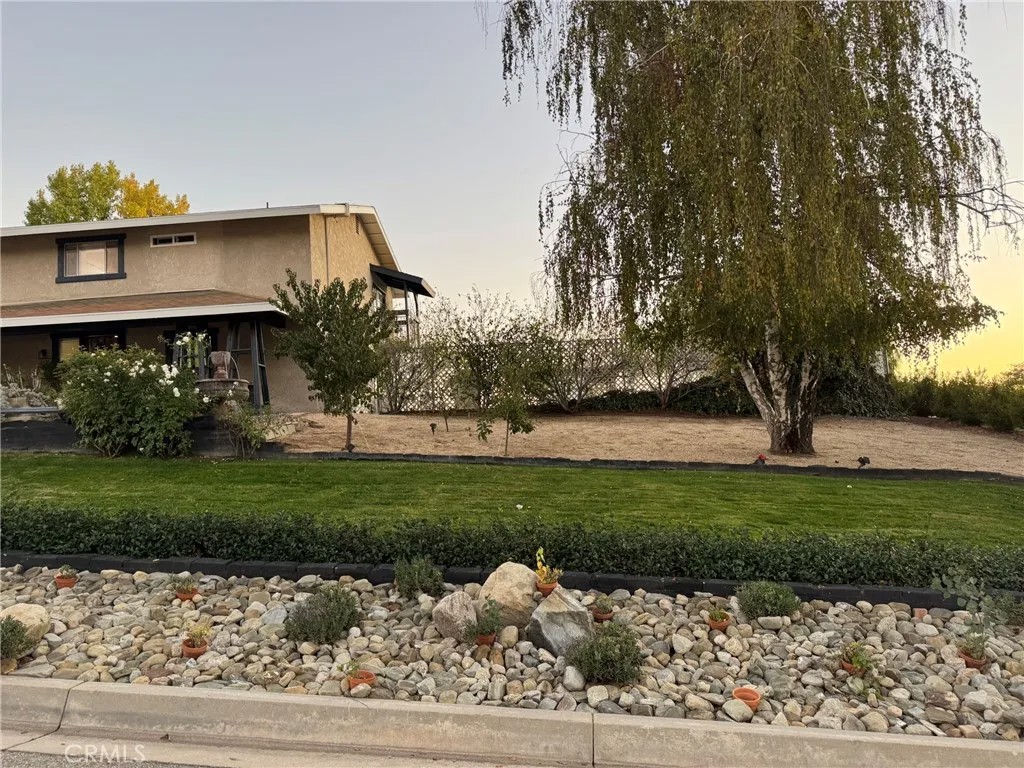 35863 Avenue Avenue East