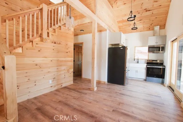 33149 Holcomb Creek Drive