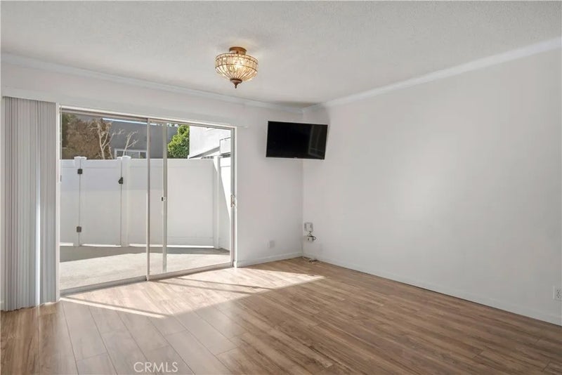 1200 E Ocean 57