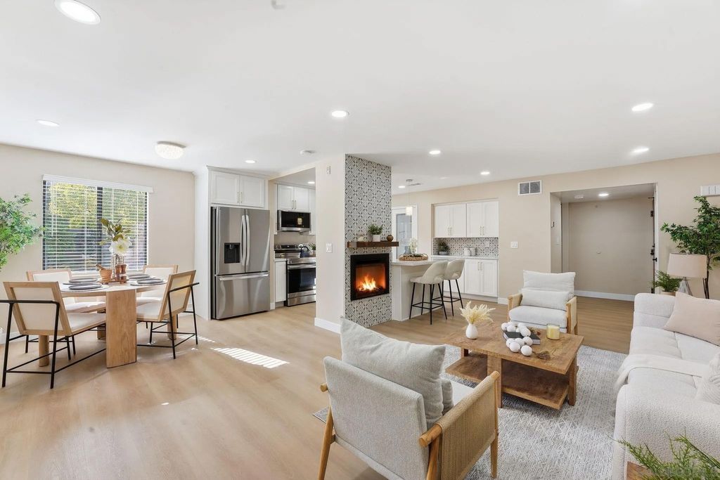 Photo of 2564 Navarra Dr #115, Carlsbad, CA 92009 (MLS # 2600619)