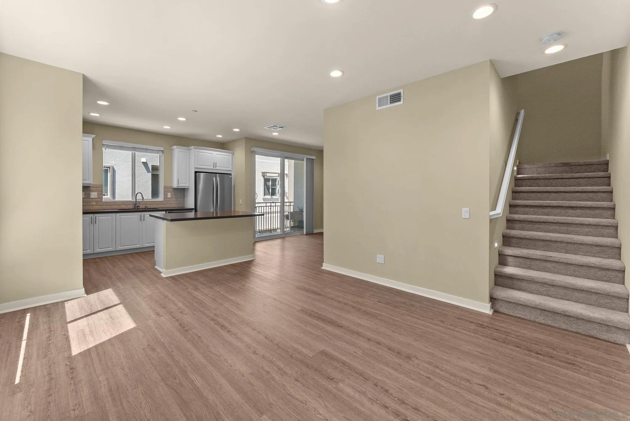 2564 S Escondido Blvd 512