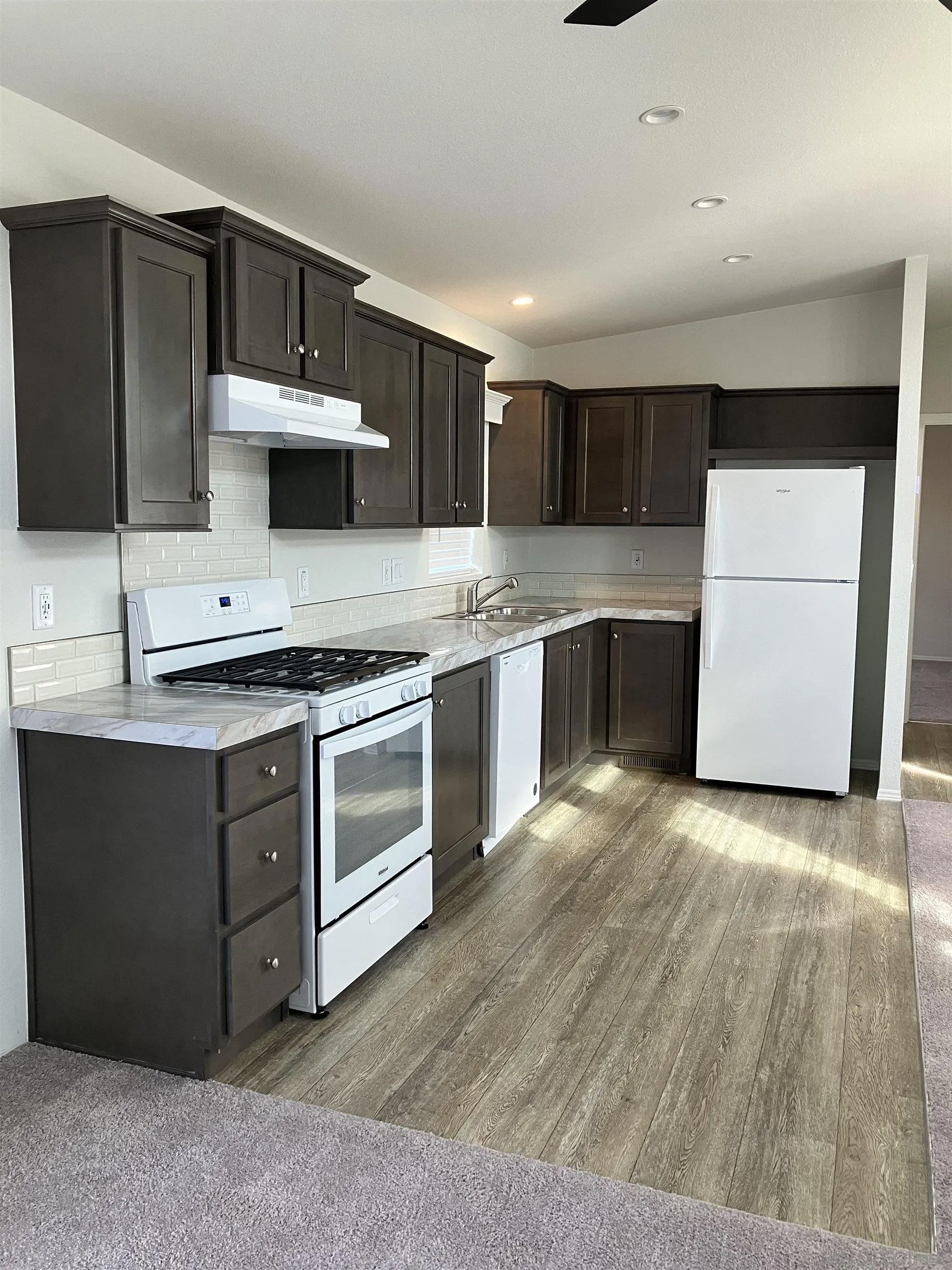 26250 E 9th Street 38