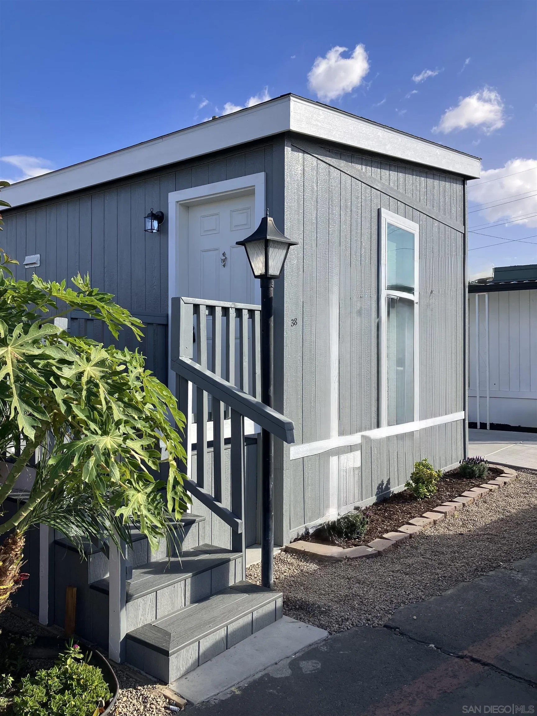 26250 E 9th Street 38
