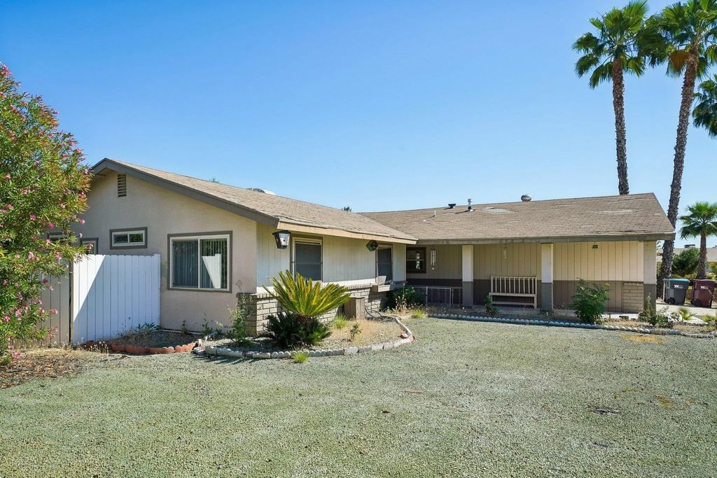 Photo of 27920 Lexington Ct, Menifee, CA 92586 (MLS # 260007358)