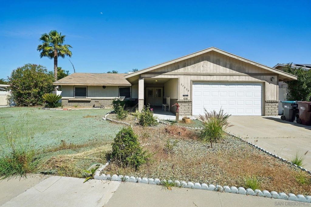 Photo of 27920 Lexington Ct, Menifee, CA 92586 (MLS # 260007358)