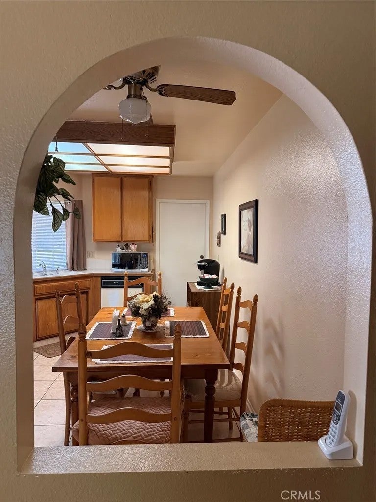 1475 Almond