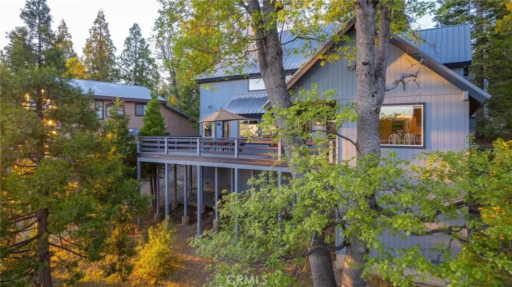 39649 Crest Point Lane