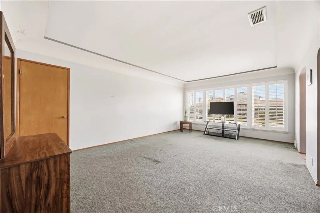 Photo of 10061 Van Ruiten Street, Bellflower, CA 90706 (MLS # SW26092470)