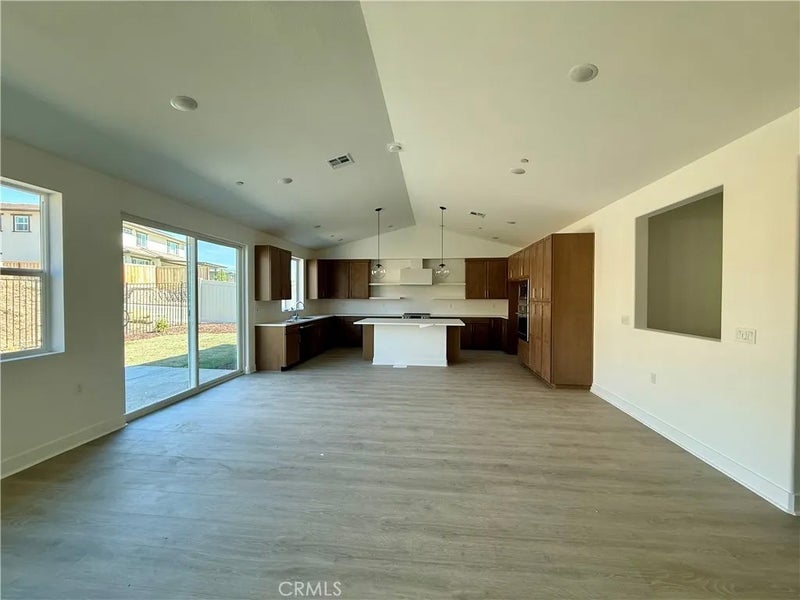 8111 Cottonwood Drive