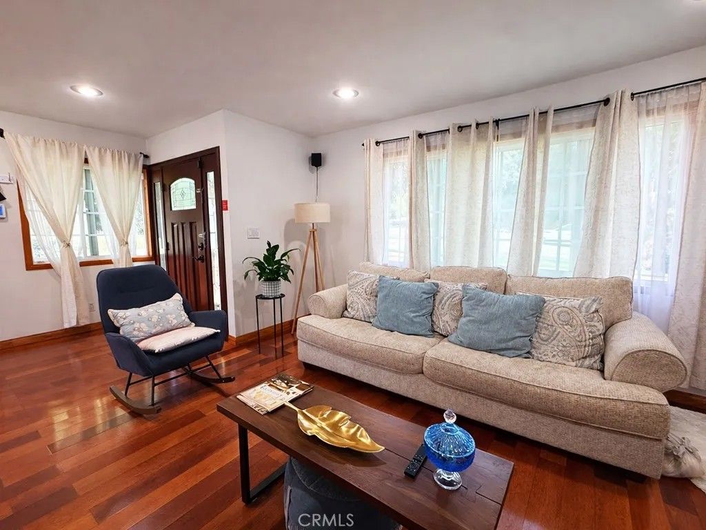 Photo of 555 Hickory Lane, Pasadena, CA 91103 (MLS # MB26069509)