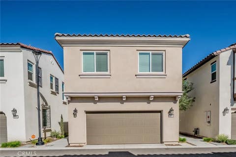 Photo of 214 Bonita Lane, Rialto, CA 92376 (MLS # CV26124885)