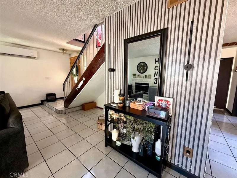 1705 Edgefield