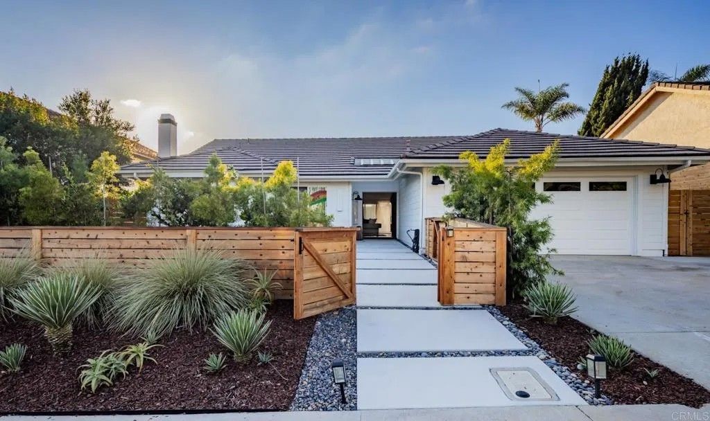 Photo of 1848 Wandering Road, Encinitas, CA 92024 (MLS # NDP2509822)