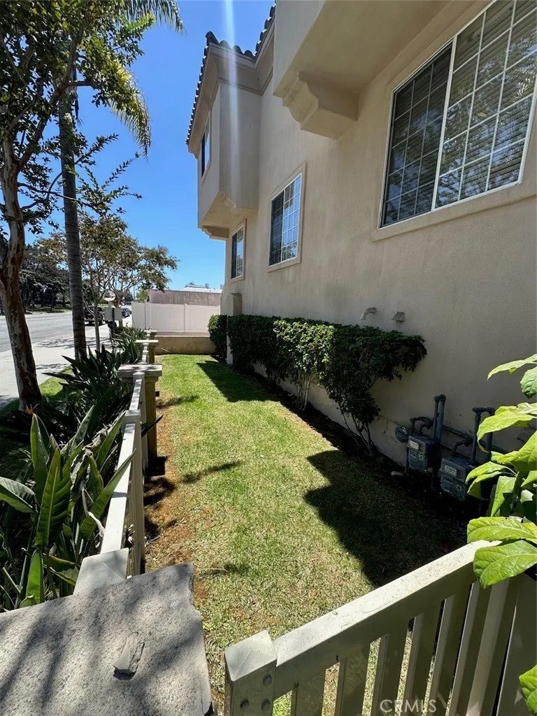 815 Van Ness Ave Unit A
