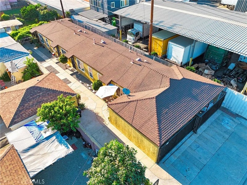 5115 Loma Vista