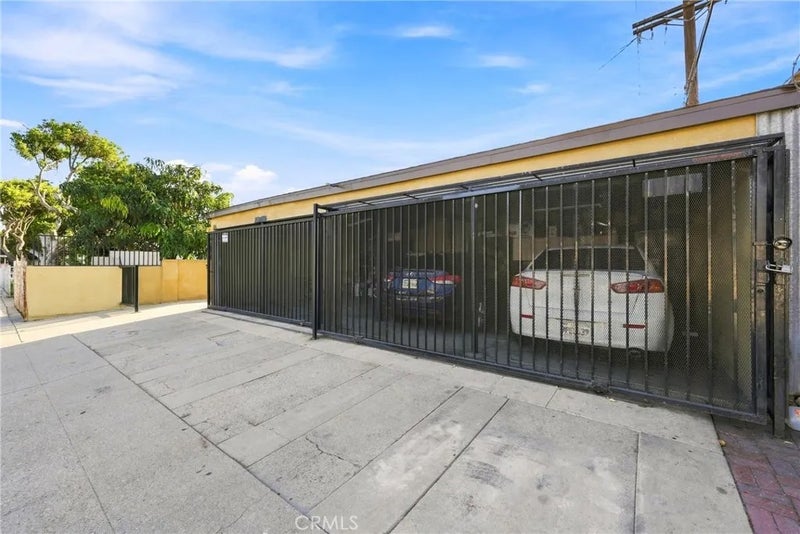 5115 Loma Vista