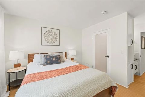 Tiny photo for 2500 Abbot Kinney Boulevard #5, Venice, CA 90291 (MLS # SW25245772)