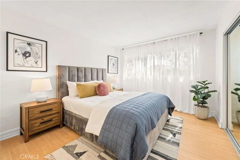 Tiny photo for 2500 Abbot Kinney Boulevard #5, Venice, CA 90291 (MLS # SW25245772)
