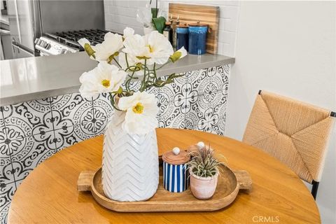 Tiny photo for 2500 Abbot Kinney Boulevard #5, Venice, CA 90291 (MLS # SW25245772)