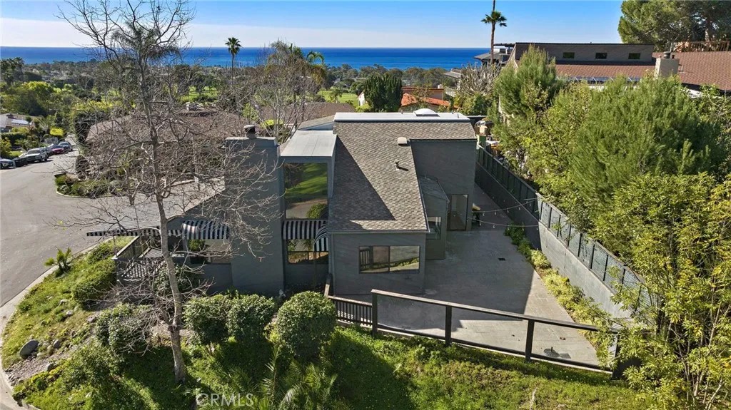 606 Calle Del Cerrito