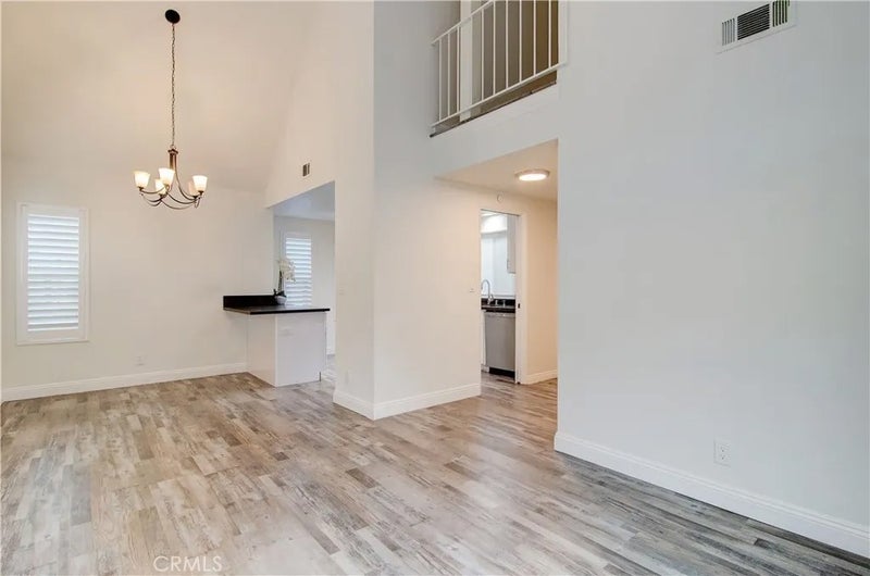 810 Baker 106