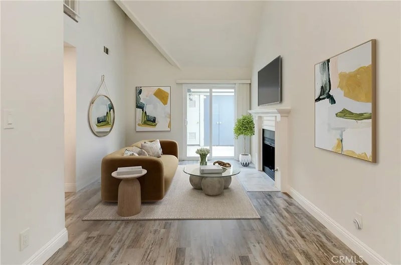 810 Baker 106