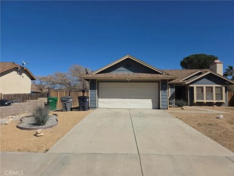 Photo of 38116 Meadow Wood Street, Palmdale, CA 93552 (MLS # DW26051812)