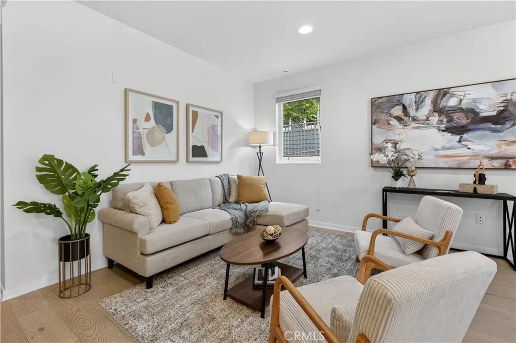 11912 Laurelwood Dr. 101