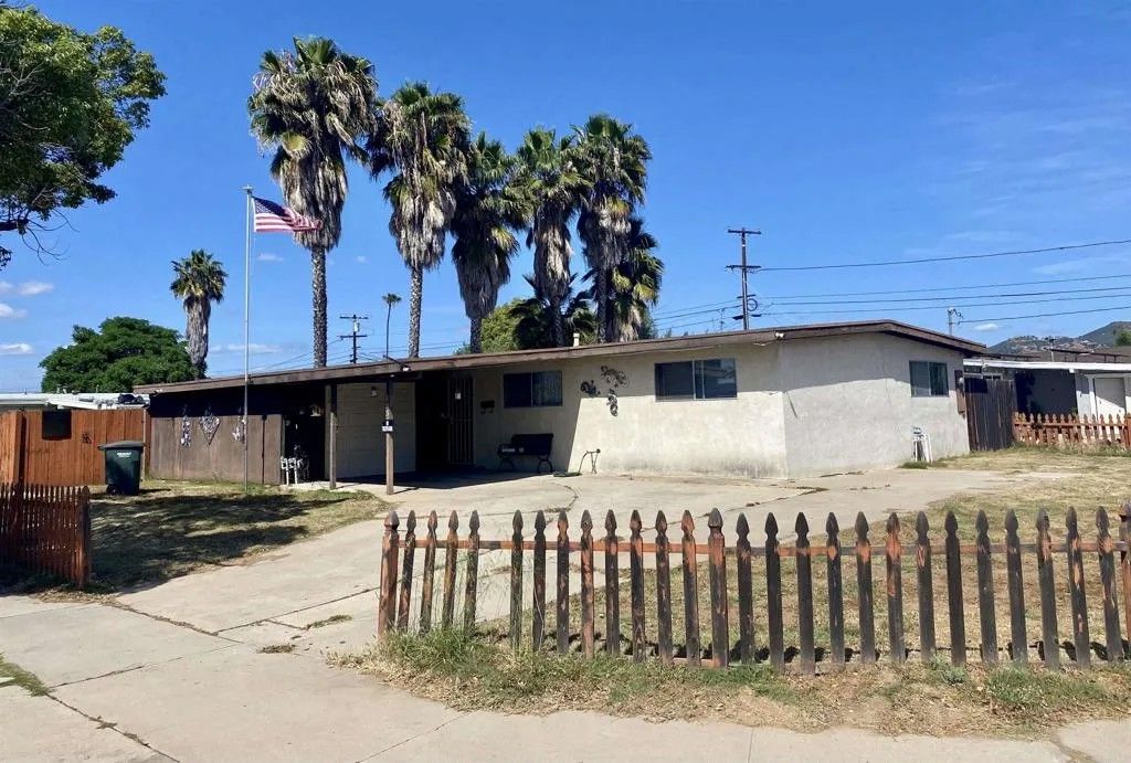 Photo of 185 S Ivory AVE, El Cajon, CA 92019 (MLS # PTP2603653)