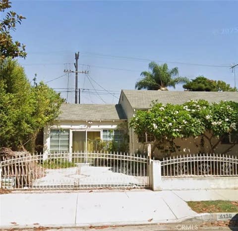 Photo of 4130 Redwood Avenue, Los Angeles, CA 90066 (MLS # CV26106468)