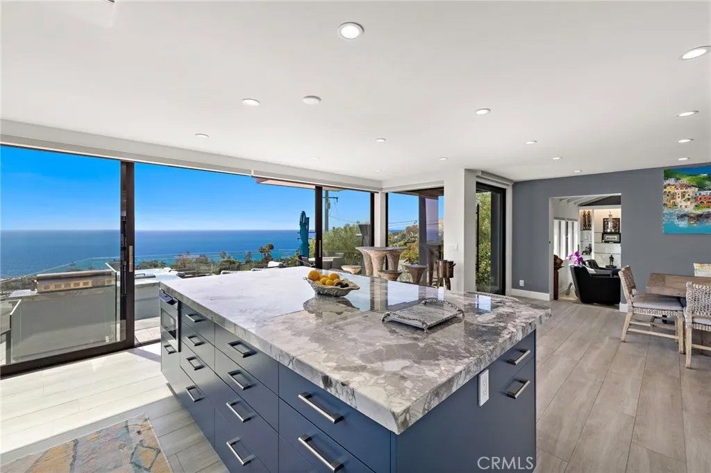 Photo of 31502 Mar Vista, Laguna Beach, CA 92651 (MLS # OC26205663)