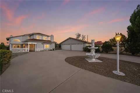 Photo of 8609 Maple AVE, Hesperia, CA 92345 (MLS # BB26191986)