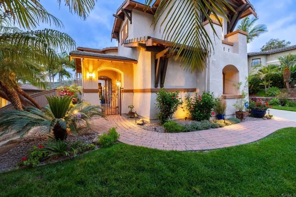 Photo of 6314 Paseo Descanso, Carlsbad, CA 92009 (MLS # NDP2605225)
