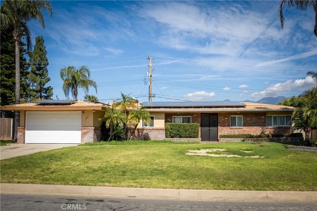 Photo of 5669 Magnolia Ave, Rialto, CA 92377 (MLS # CV26043516)