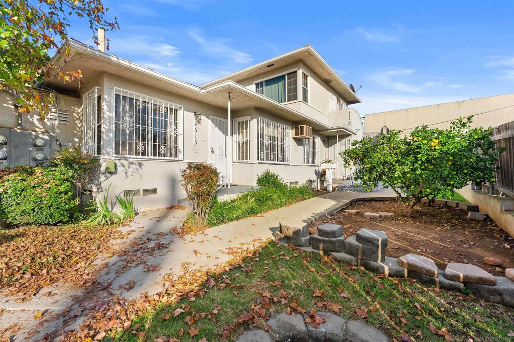 Photo of 4513-19 55Th St, San Diego, CA 92115 (MLS # 260001402)