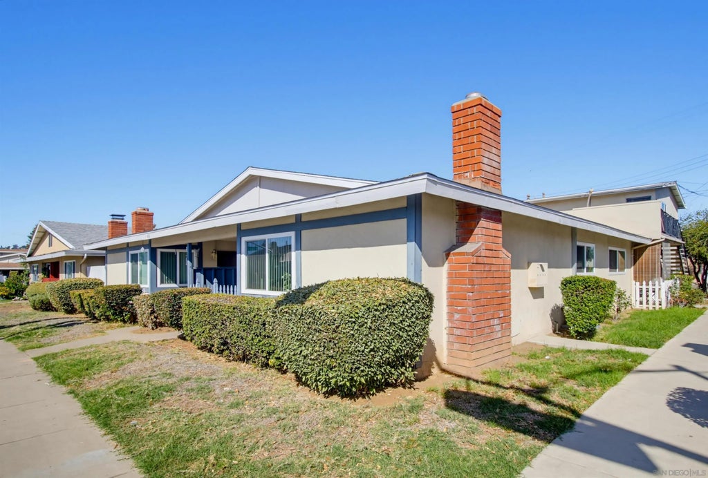 Photo of 400 W Madison Avenue, El Cajon, CA 92020 (MLS # 260024692)