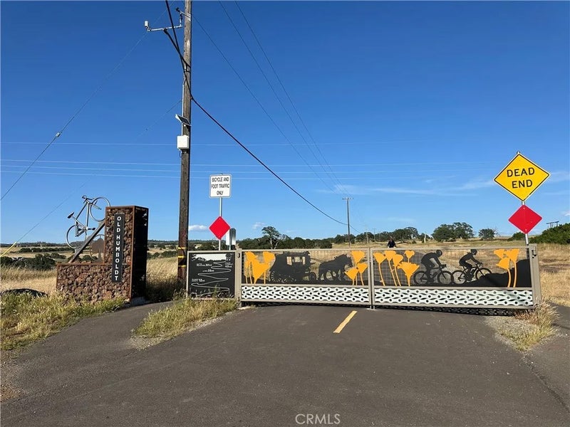 0 Corner of Yosemite & Humboldt Rd